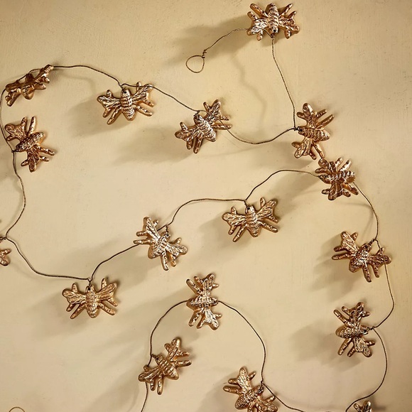 NWT - Anthropologie Terrain Bee Brass Garland - Picture 3 of 3